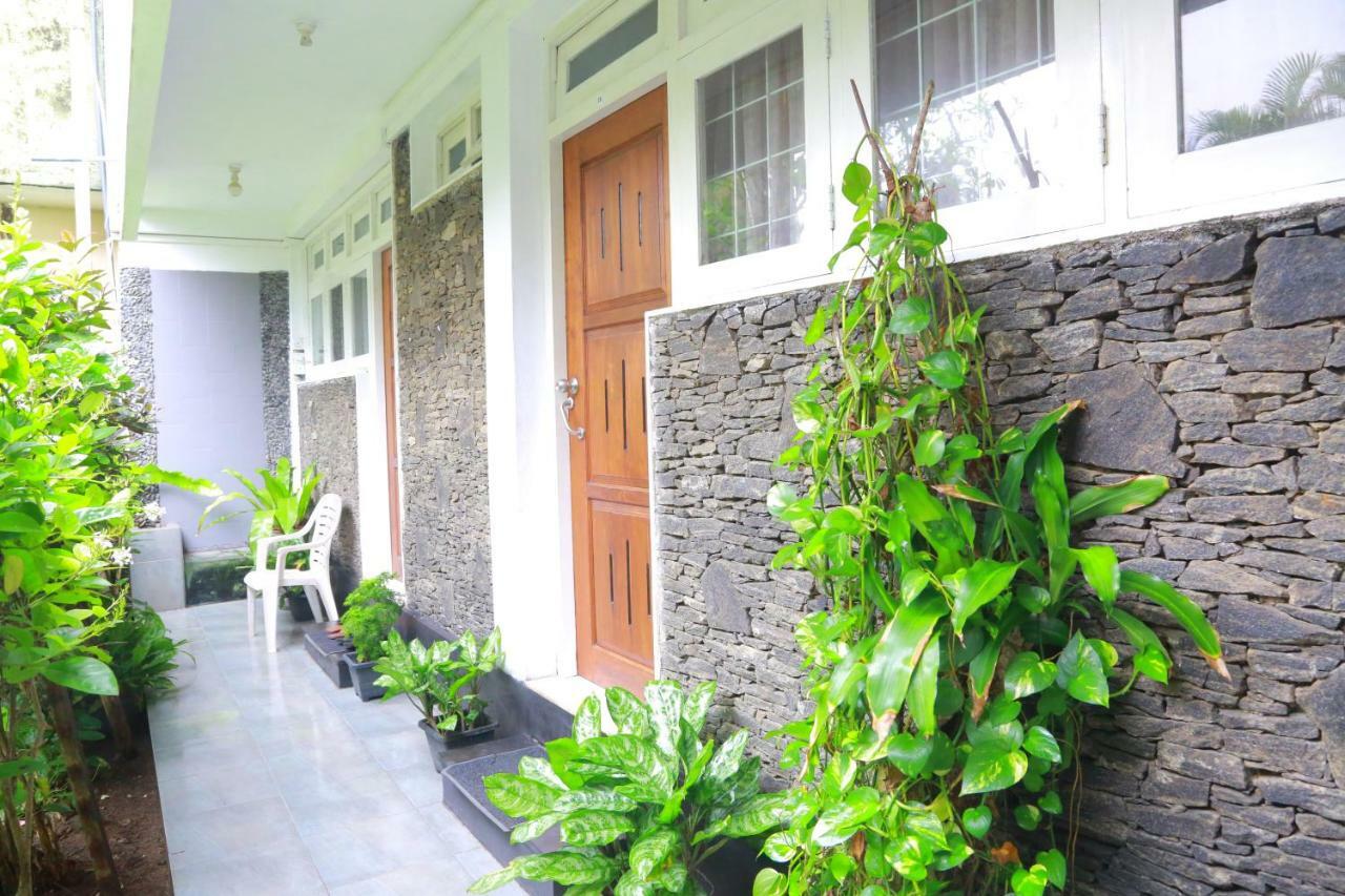 Ranveli Beach Resort Dehiwala-Mount Lavinia Buitenkant foto