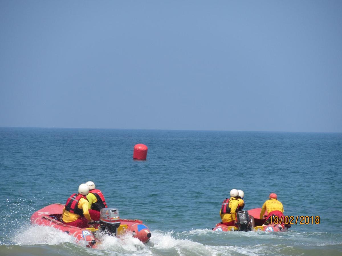 Ranveli Beach Resort Dehiwala-Mount Lavinia Buitenkant foto